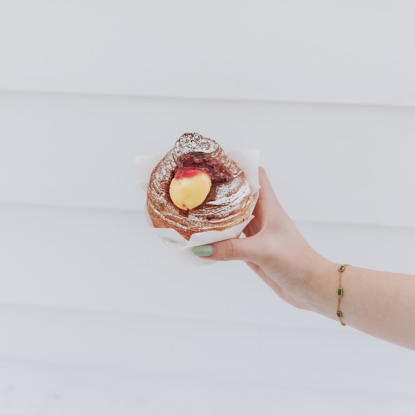 Cruffin – Custard & Jam Croissant Scroll